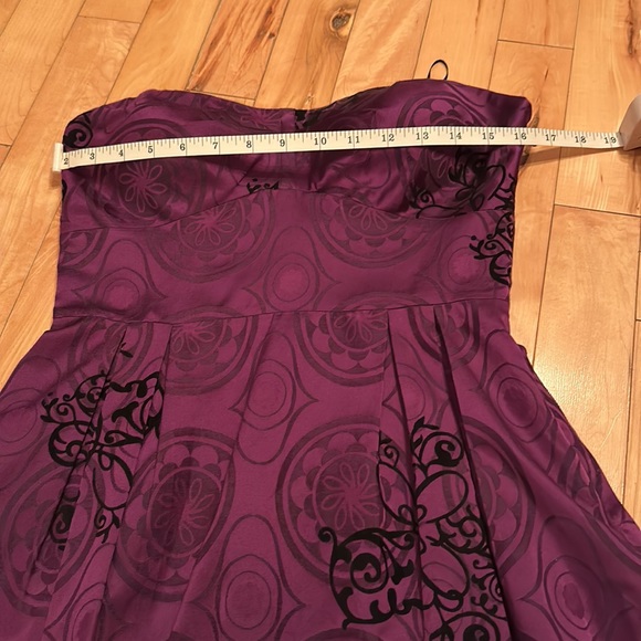 Guess Strapless Dress - Picture 6 of 11